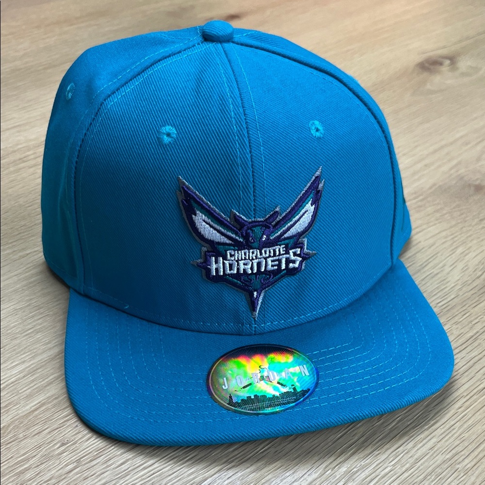 Charlotte Hornets Teal Snapback Hat - ADULT UNISEX